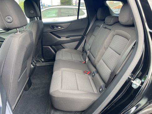 Used 2025 Chevrolet Equinox LT image 23