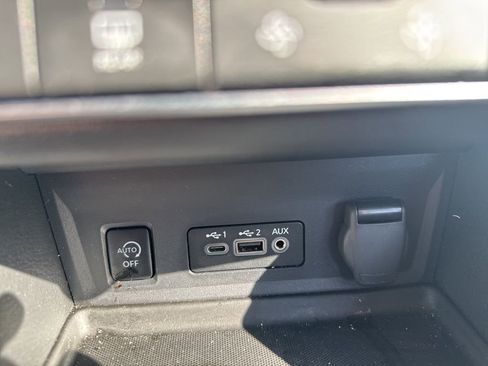 Used 2024 Nissan Sentra SV w/ All-Weather Package image 19