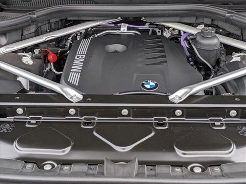 Used 2026 BMW X7 xDrive40i image 18