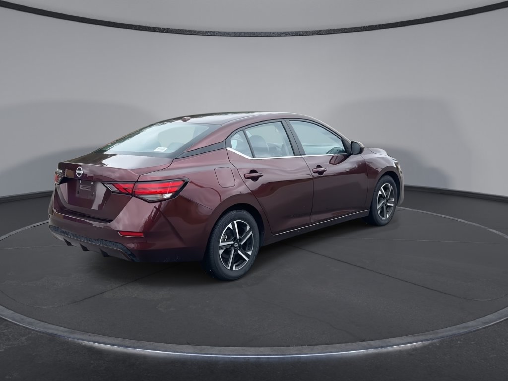 Used 2025 Nissan Sentra SV FWD image 8