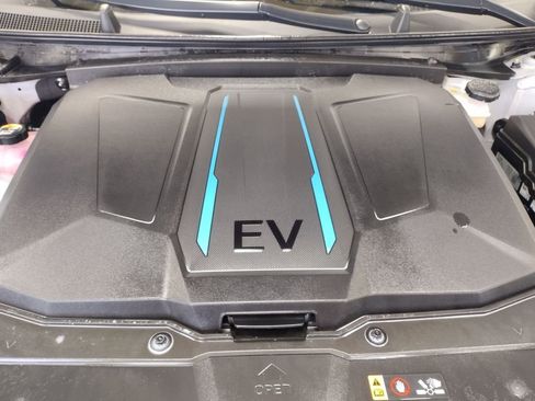 Used 2023 Hyundai Ioniq 5 SE image 8
