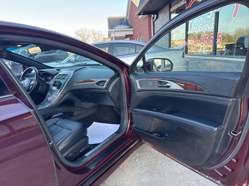 Used 2017 Lincoln MKZ Reserve w/ Climate Package image 36