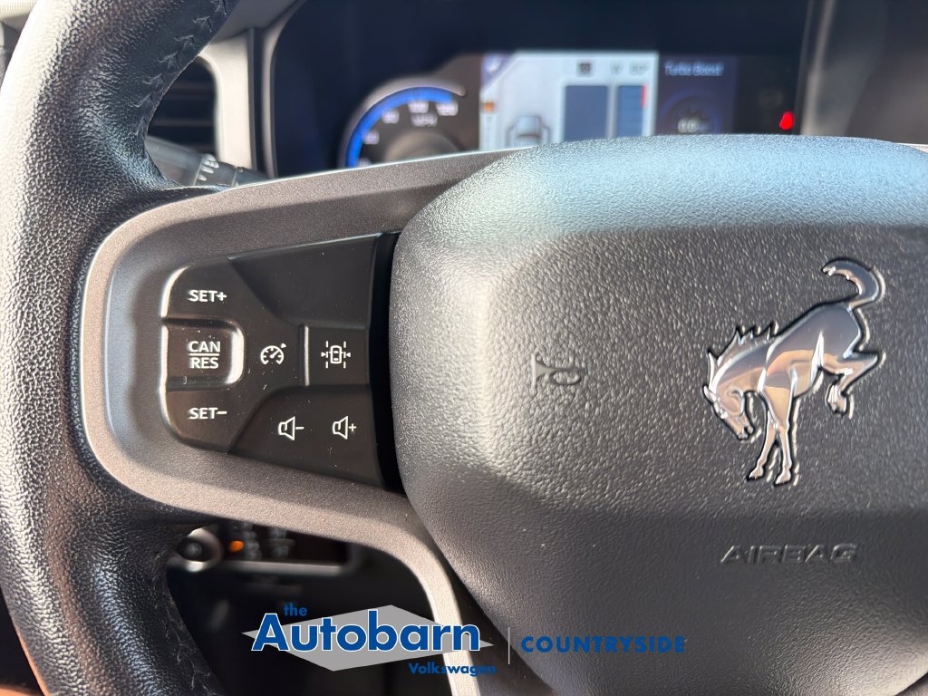 Used 2023 Ford Bronco Badlands w/ Sasquatch Package AWD/4WD image 13