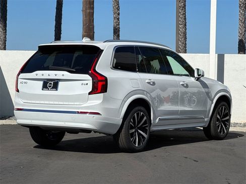 New 2026 Volvo XC90 B6 Core image 5