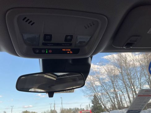 Used 2023 Chevrolet Malibu LT image 12