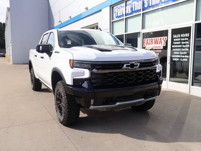 New 2026 Chevrolet Silverado 1500 ZR2 w/ Dark Appearance Package