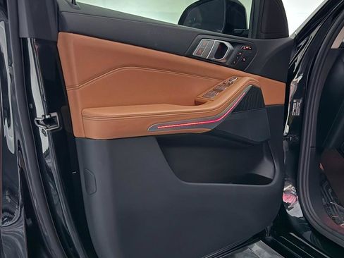 Used 2021 BMW X7 xDrive40i image 16