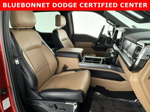 Used 2024 Ford F250 Lariat w/ Lariat Ultimate Package AWD/4WD image 18