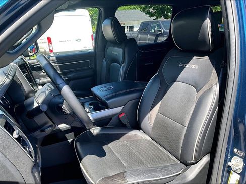 Used 2023 RAM 1500 Laramie AWD/4WD image 20