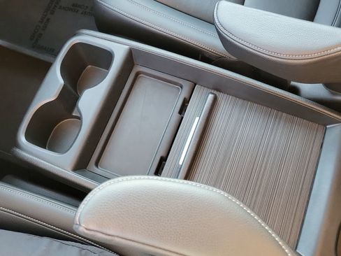 Used 2024 Honda Odyssey Touring image 15