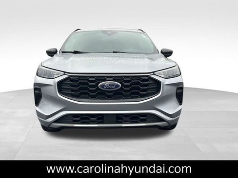 Used 2024 Ford Escape ST-Line image 2