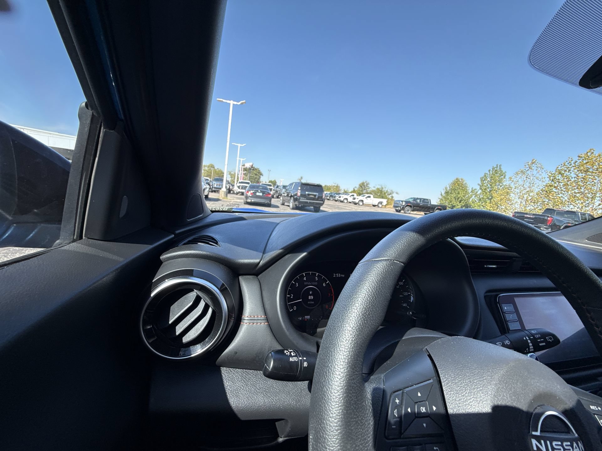 Used 2023 Nissan Kicks SR FWD image 24