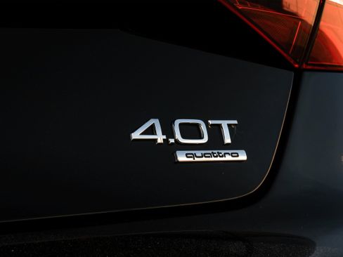 Used 2017 Audi A8 L 4.0T w/ Driver Assistance Package image 57