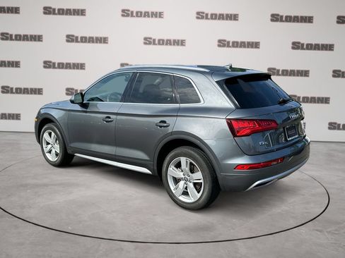 Used 2019 Audi Q5 Premium AWD/4WD image 3
