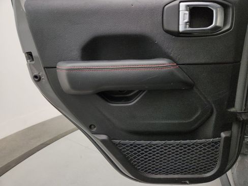 Used 2022 Jeep Gladiator Rubicon w/ Cold Weather Group image 35