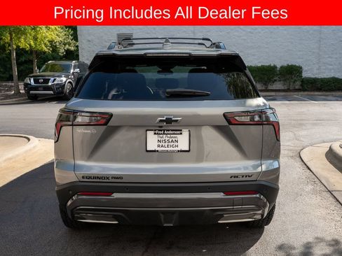 Used 2026 Chevrolet Equinox ACTIV w/ Convenience Package III AWD/4WD image 4