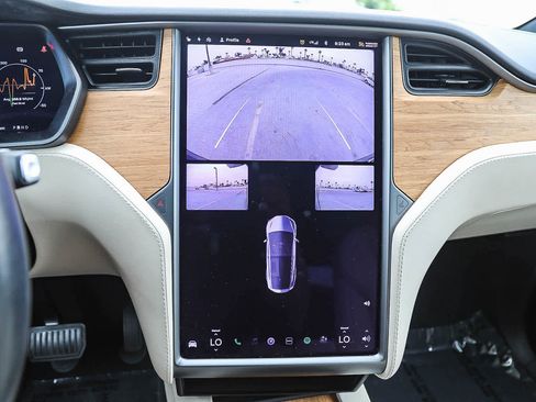 Used 2020 Tesla Model X Long Range AWD/4WD image 21
