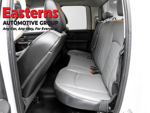 Used 2023 RAM 1500 Tradesman w/ Chrome Appearance Group RWD image 21