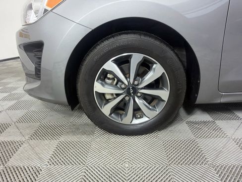 Used 2023 Kia Rio S w/ Technology Package FWD image 9
