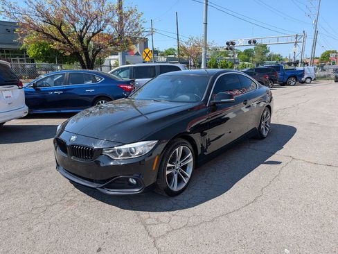 Used 2017 BMW 430i Coupe w/ Driver Assistance Package image 3