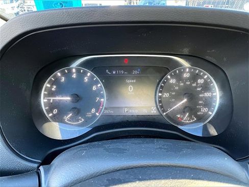 Used 2025 Nissan Frontier SV image 25