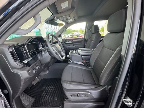 Used 2024 Chevrolet Silverado 1500 LT AWD/4WD image 13