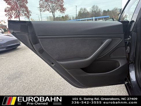 Used 2021 Tesla Model 3 Long Range image 11
