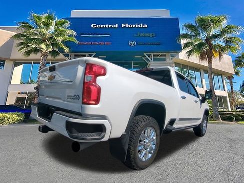 Used 2024 Chevrolet Silverado 3500 High Country w/ High Country Premium Package image 5