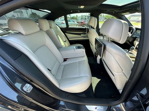 Used 2013 BMW 740i image 65