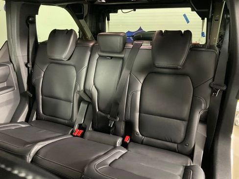 New 2025 Ford Bronco Outer Banks image 16