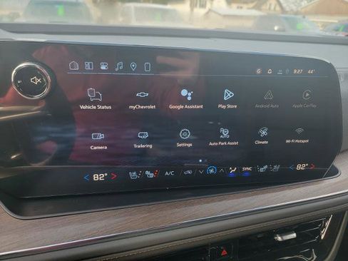 New 2026 Chevrolet Suburban High Country AWD/4WD image 34