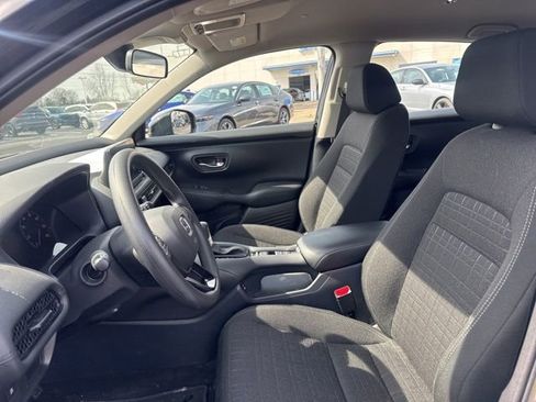 Used 2025 Honda HR-V LX image 19
