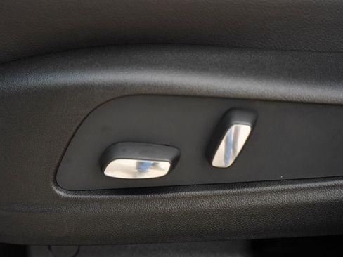 New 2026 Cadillac XT5 Luxury w/ LPO, Floor Liner Package image 17