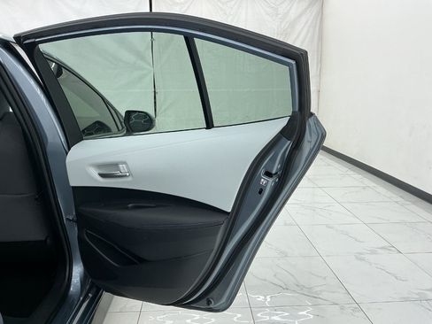 Used 2020 Toyota Corolla SE FWD image 25