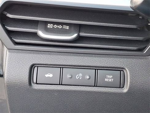 Used 2024 Nissan Altima 2.5 SV image 23