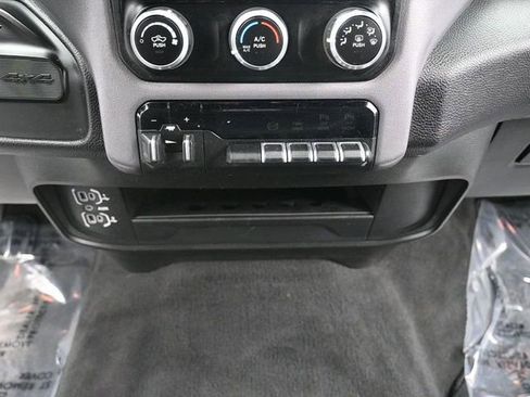 Used 2023 RAM 2500 Big Horn w/ Level 1 Equipment Group image 18