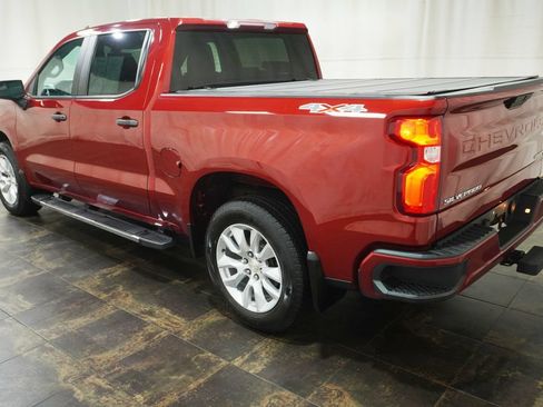 Used 2020 Chevrolet Silverado 1500 Custom w/ Custom Value Package AWD/4WD image 7