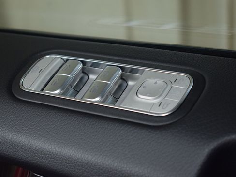 Used 2023 Mercedes-Benz G 63 AMG 4MATIC image 36