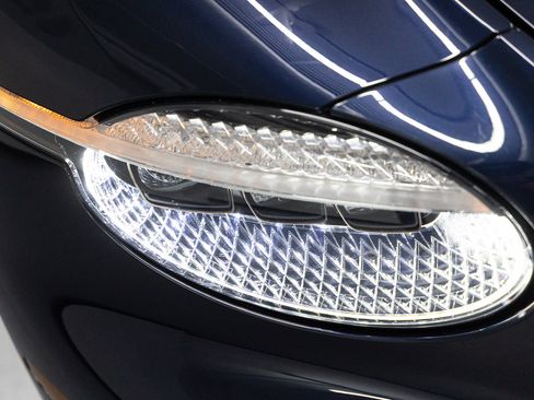 New 2026 Bentley Continental GTC AWD/4WD image 13
