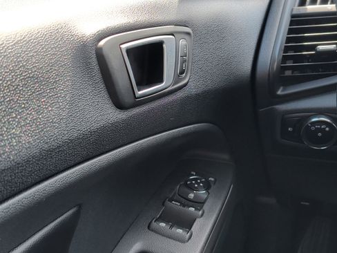 Used 2019 Ford EcoSport Titanium FWD image 25