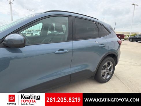 Used 2025 Ford Escape ST-Line Select AWD/4WD image 6