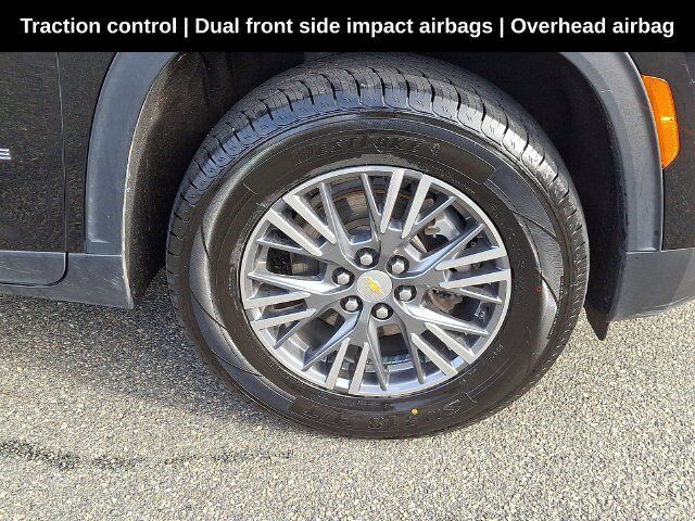 Used 2024 Chevrolet Traverse LT AWD/4WD image 12