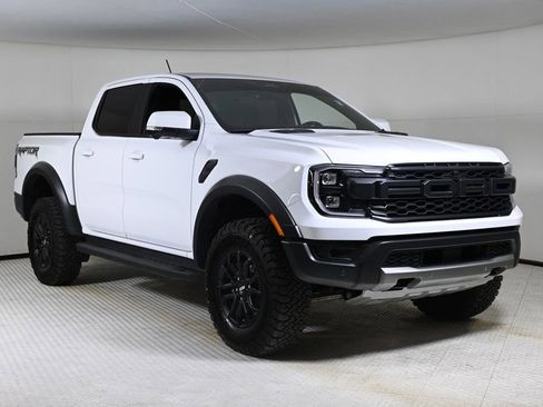 Used 2025 Ford Ranger Raptor image 7