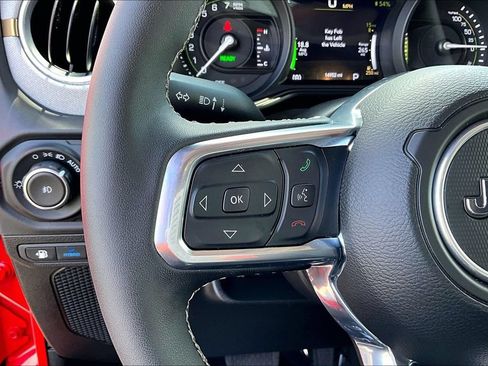 Used 2025 Jeep Wrangler Unlimited Sahara AWD/4WD image 13