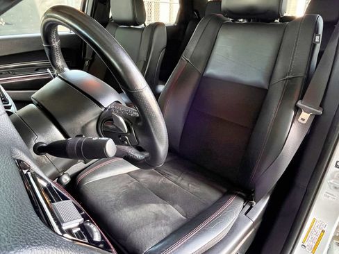 Used 2022 Dodge Durango R/T w/ Blacktop Package AWD/4WD image 22