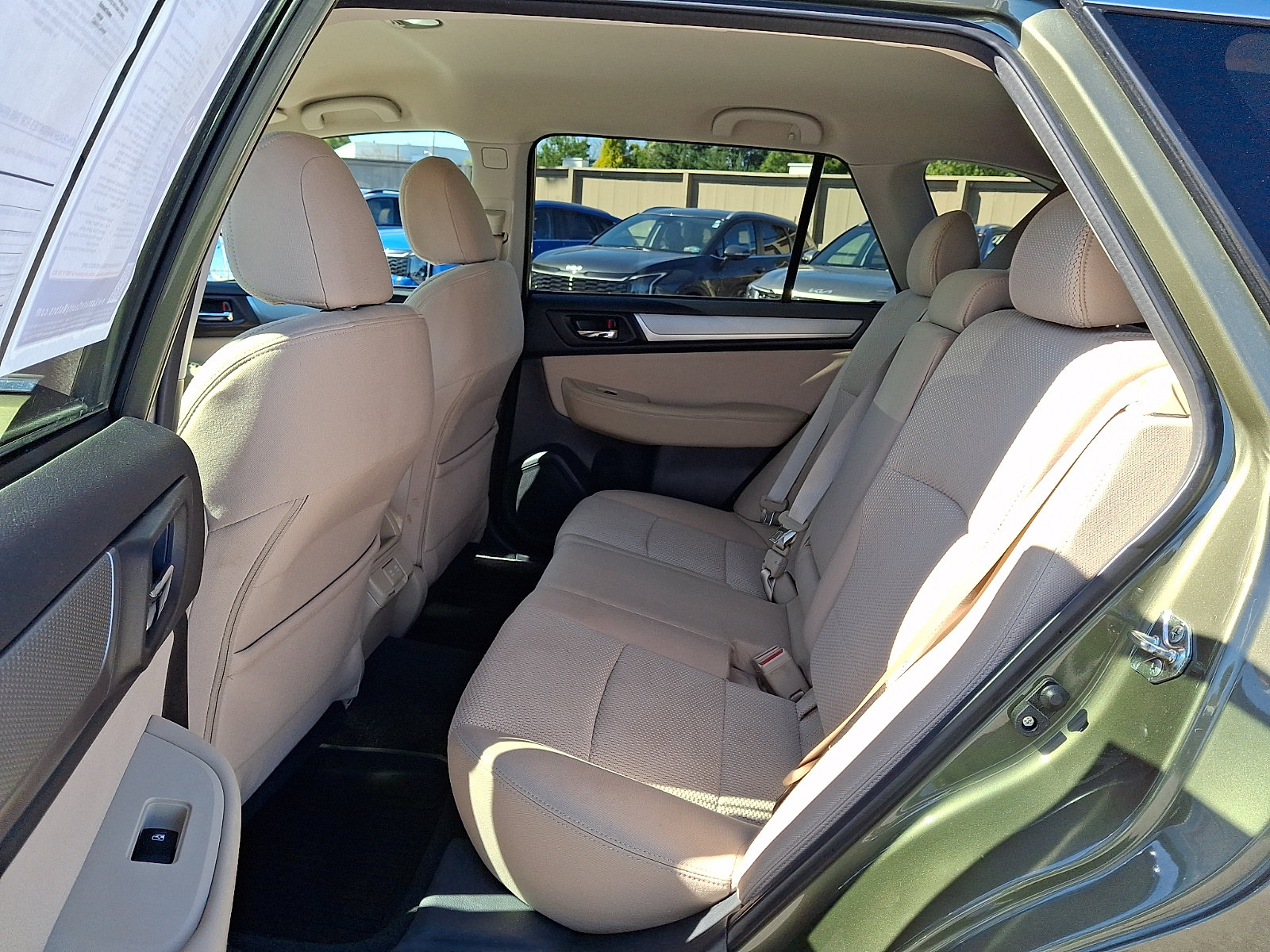 Used 2019 Subaru Outback 2.5i Premium AWD/4WD image 11