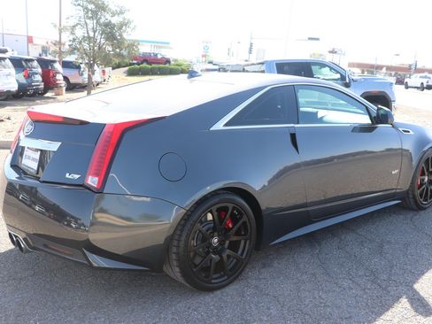 Used 2015 Cadillac CTS V RWD image 7