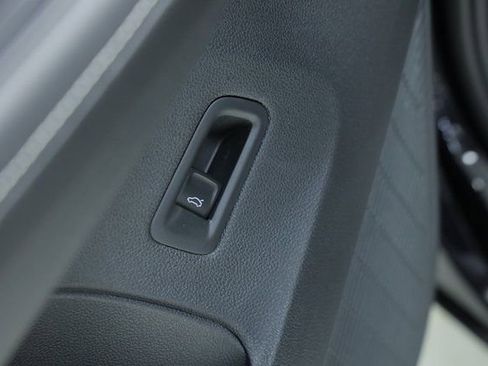 New 2026 Volkswagen Atlas SEL Premium R-Line AWD/4WD image 34