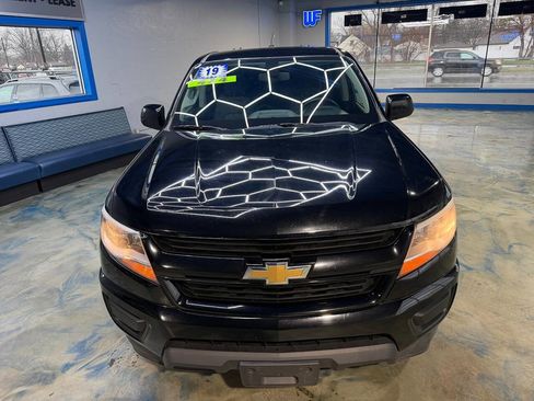 Used 2019 Chevrolet Colorado W/T w/ Custom Special Edition image 3