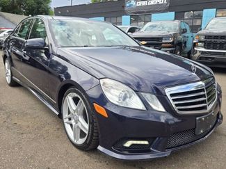 Used 2011 Mercedes-Benz E 350 4MATIC Sedan video 1